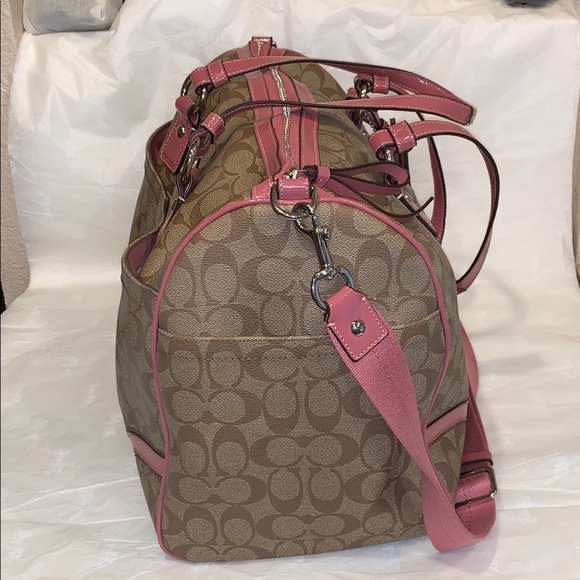 Coach Signature C Duffle Travel Tote - Picture 4 of 8